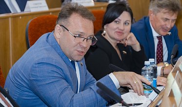 Заксоб проголосовал за Сергея Балыкина и процедуру выборов мэра